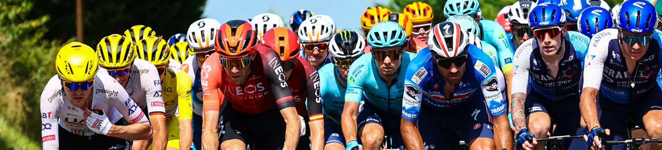 Photo d'action prise lors du « Tour de France » – les coureurs